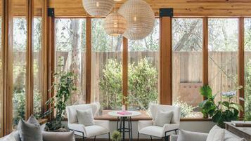 Couples treatment rooms, sauna, body treatments, aromatherapy