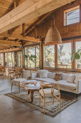  CALAMIGOS RANCH Resort & Spa