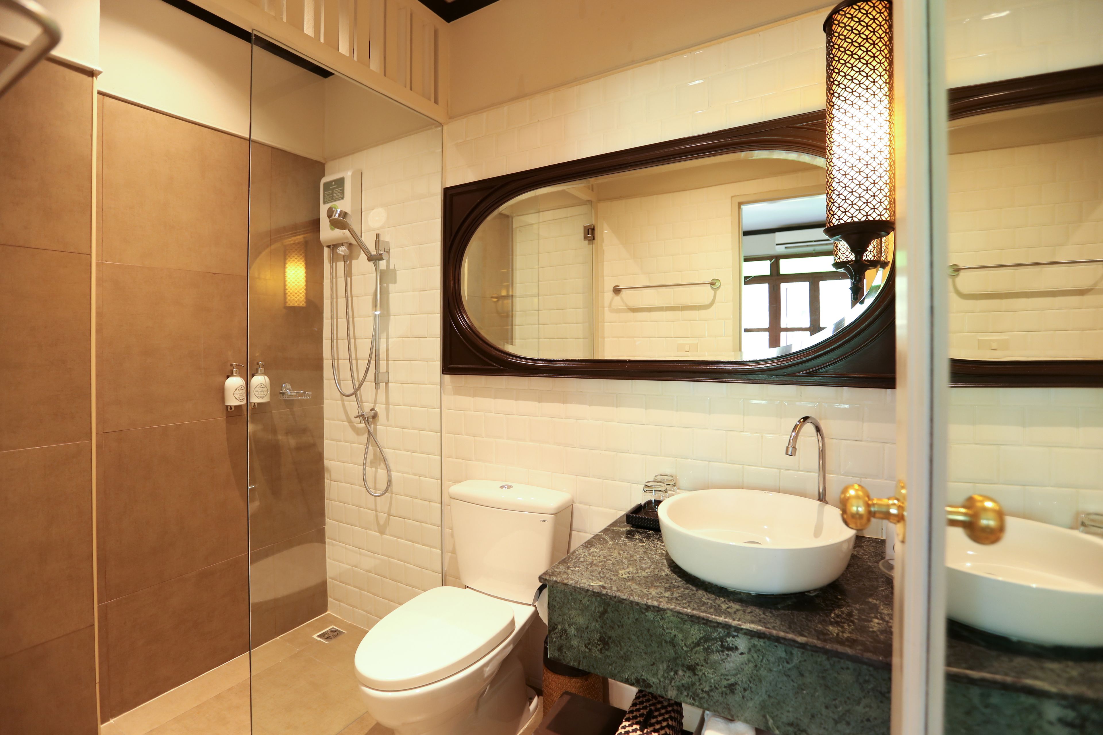 mattana premier | bathroom | free toiletries, hair dryer, bathrobes, slippers