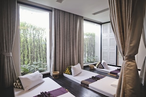 Couples treatment room(s), body treatments, aromatherapy, Thai massages - The Raweekanlaya Hotel Bangkok (Bangkok)