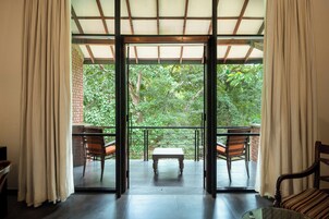 Deluxe Double or Twin room with Complimentary transfer to Sigiriya Rock fortress | Terrace/patio