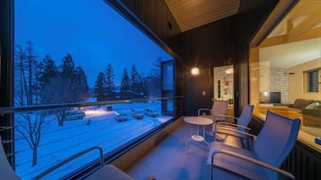 2 Bedroom Chalet | Balcony view
