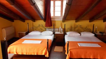 Minibar, in-room safe, free WiFi, bed sheets
