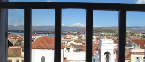 Quarto casal (or Castle View) | Vista para a cidade