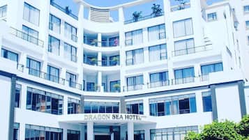 Kiến trúc tòa nhà