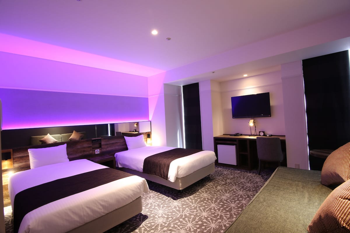 Deluxe Twin Room (Modular Bathroom, Toilet Partition, Shower Cabin) | In-room safe, soundproofing, iron/ironing board, free WiFi