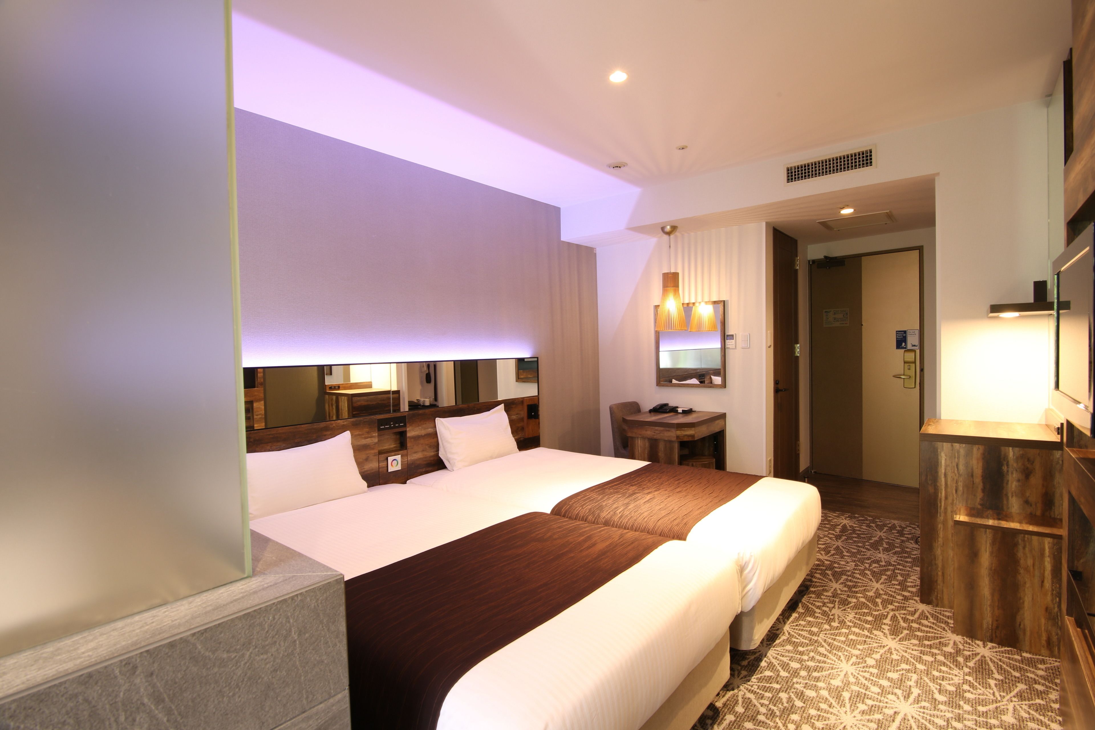 スーペリア ハリウッド ツインルーム (ユニットタイプバスルーム/トイレ個別) | セーフティボックス (室内)、防音設備、アイロン / アイロン台、WiFi (無料)