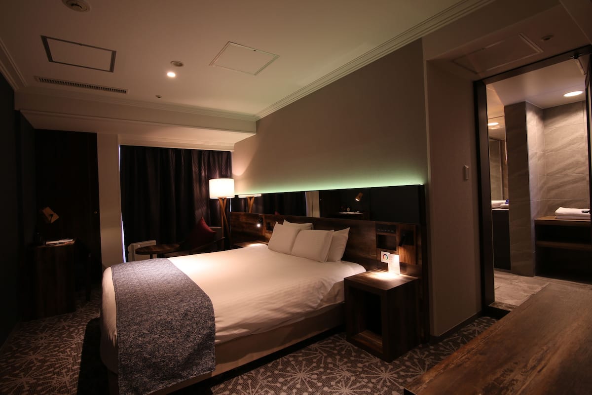 Grand Double Room (Modular Bathroom, Toilet Partition, Shower Cabin) | In-room safe, soundproofing, iron/ironing board, free WiFi