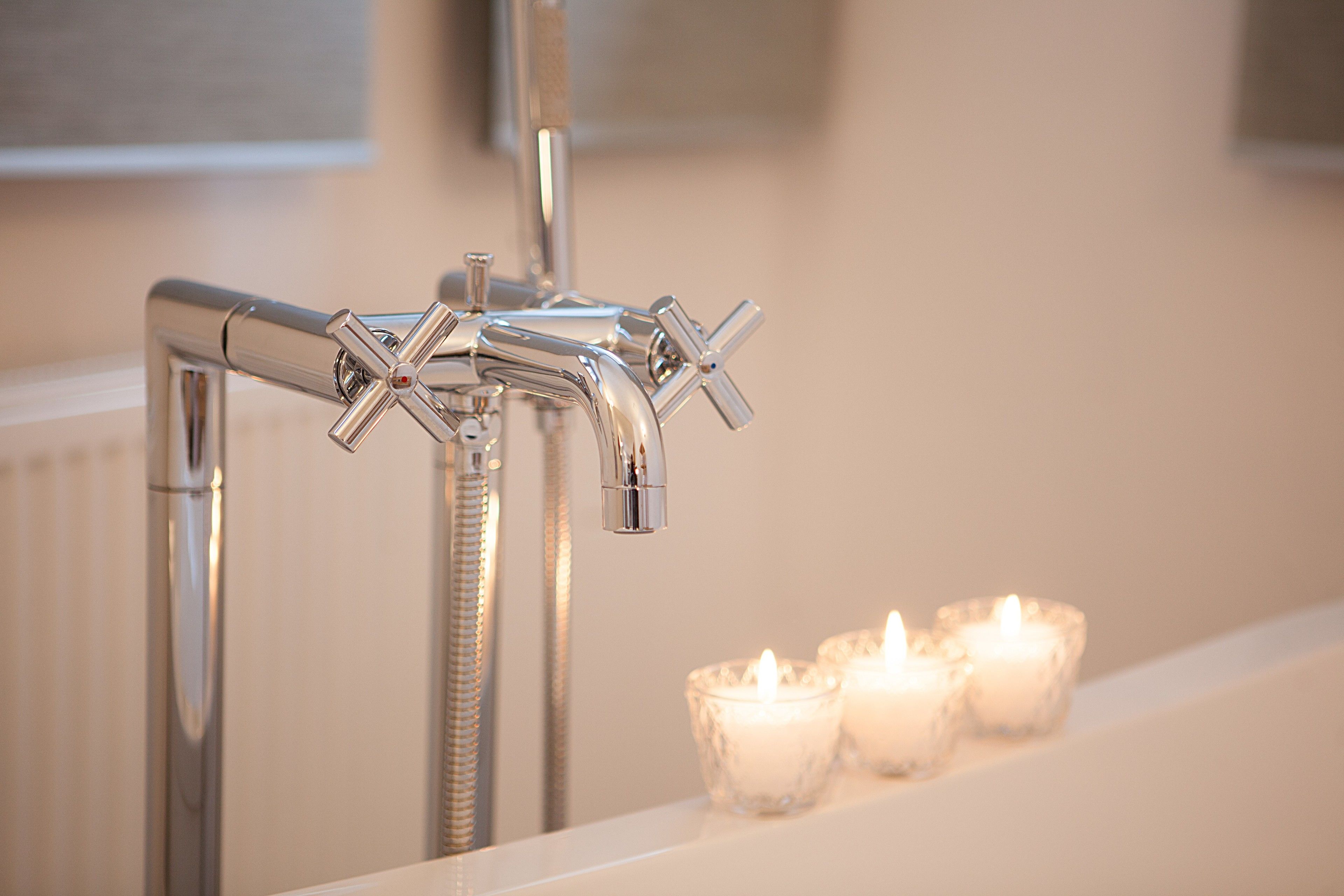 free toiletries, towels