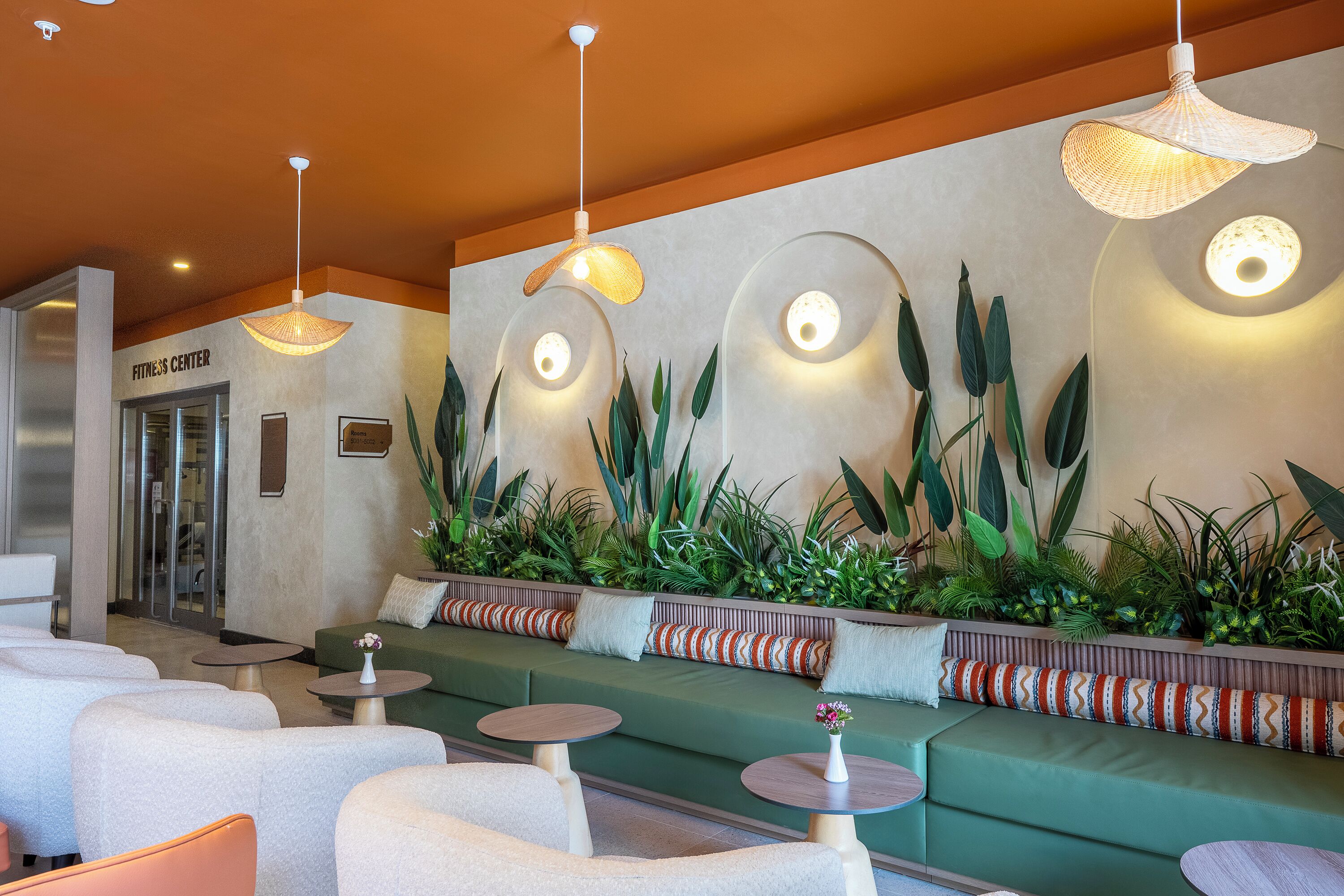 3 ravintolaa, joissa tarjoillaan aamiainen; kansainvälinen keittiö