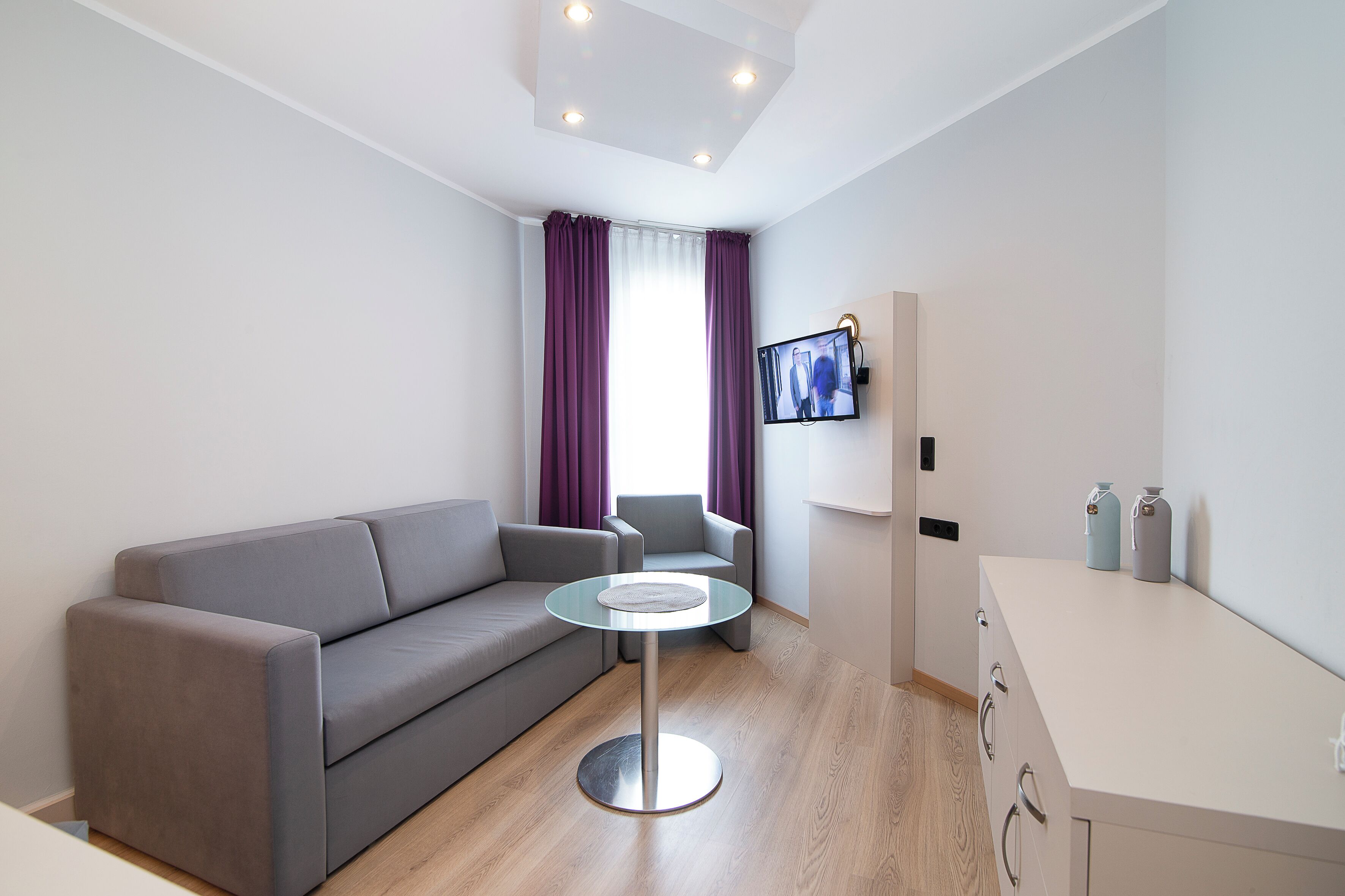 apartment | living area | flat-screen tv