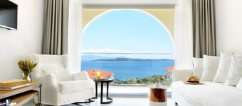 Akrathos Beach Hotel