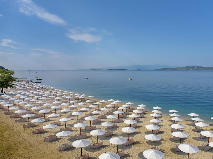 Playa privada, sombrillas, buceo y snorkel