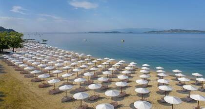 Akrathos Beach Hotel