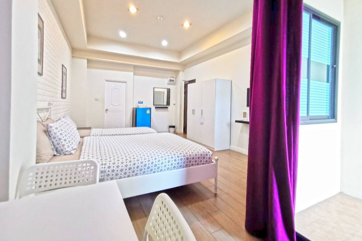 Individually decorated, individually furnished, free WiFi, bed sheets