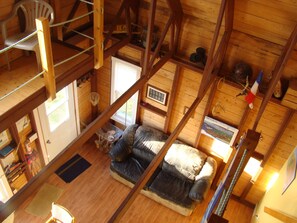 Chalet, 2 Doppelbetten, Küche, Meerblick | Wohnbereich | Flachbildfernseher, DVD-Player