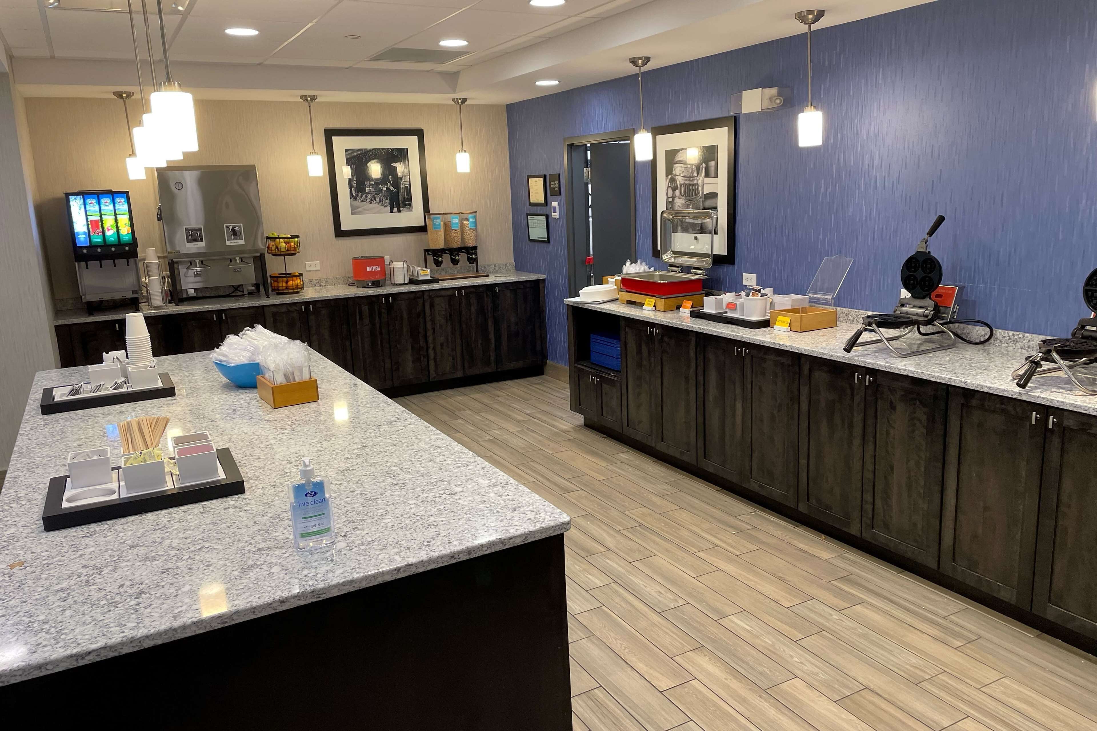 free daily english breakfast