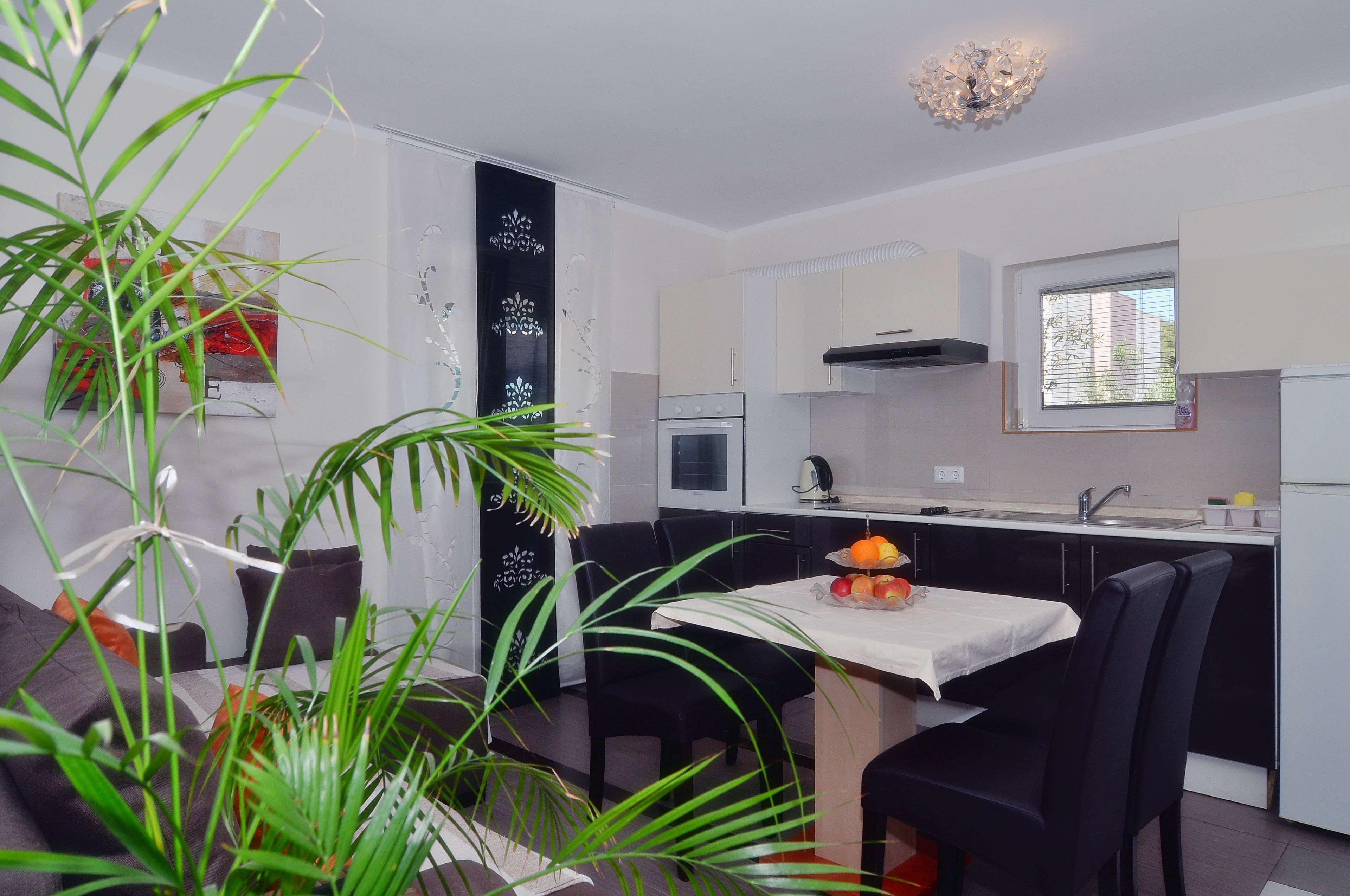 Comfort-lejlighed - 1 soveværelse - terrasse - udsigt til pool | Privat køkken | Køleskab/fryser i fuld størrelse, ovn, kogeplade, kaffe-/temaskine