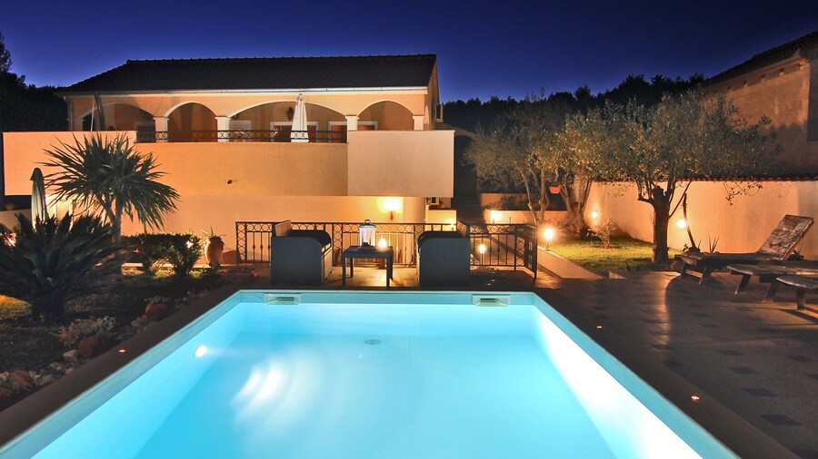 Villa Vanilla with Heated Pool