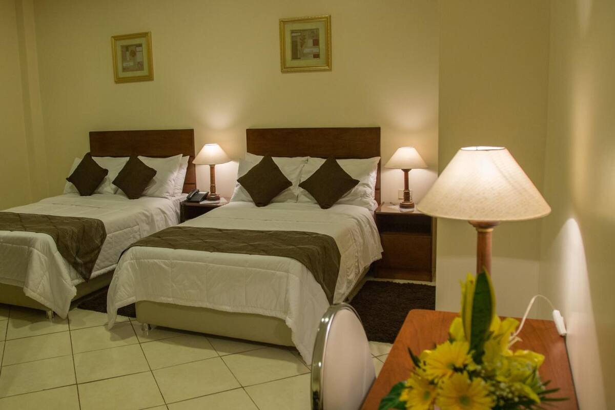 Double Room, 2 Single Beds