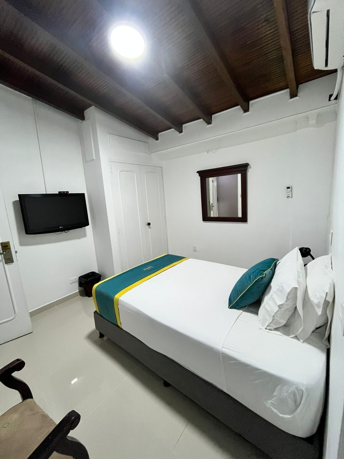 Superior-Einzelzimmer | Bettwäsche aus ägyptischer Baumwolle, hochwertige Bettwaren, Minibar