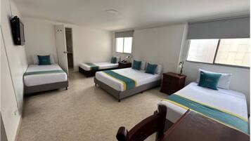 Kamar Keluarga | Seprai katun Mesir, seprai premium, minibar, dan brankas