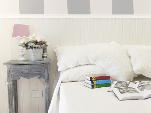 Lungomare Rooms & Charme