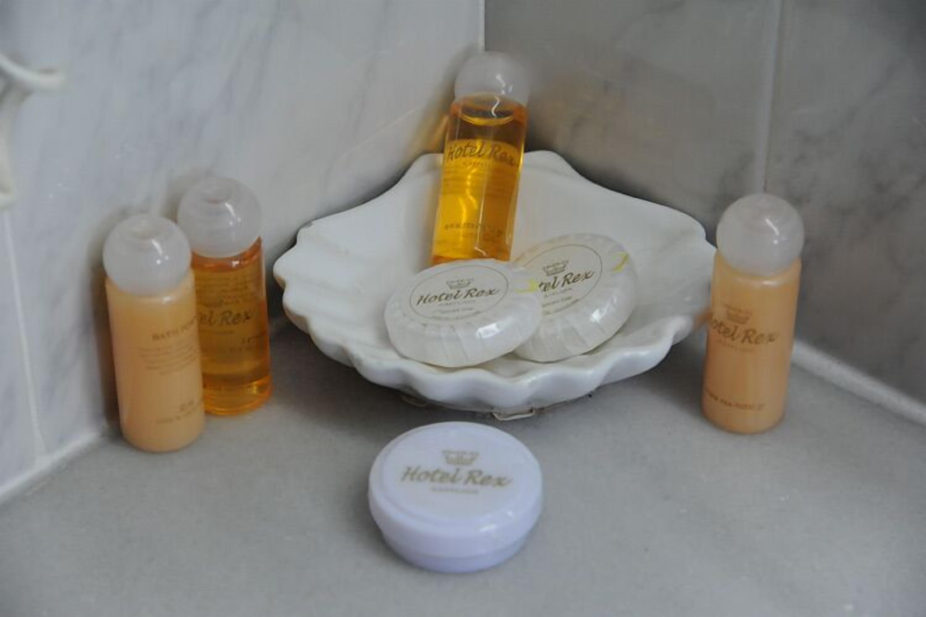 shower, free toiletries, hair dryer, slippers