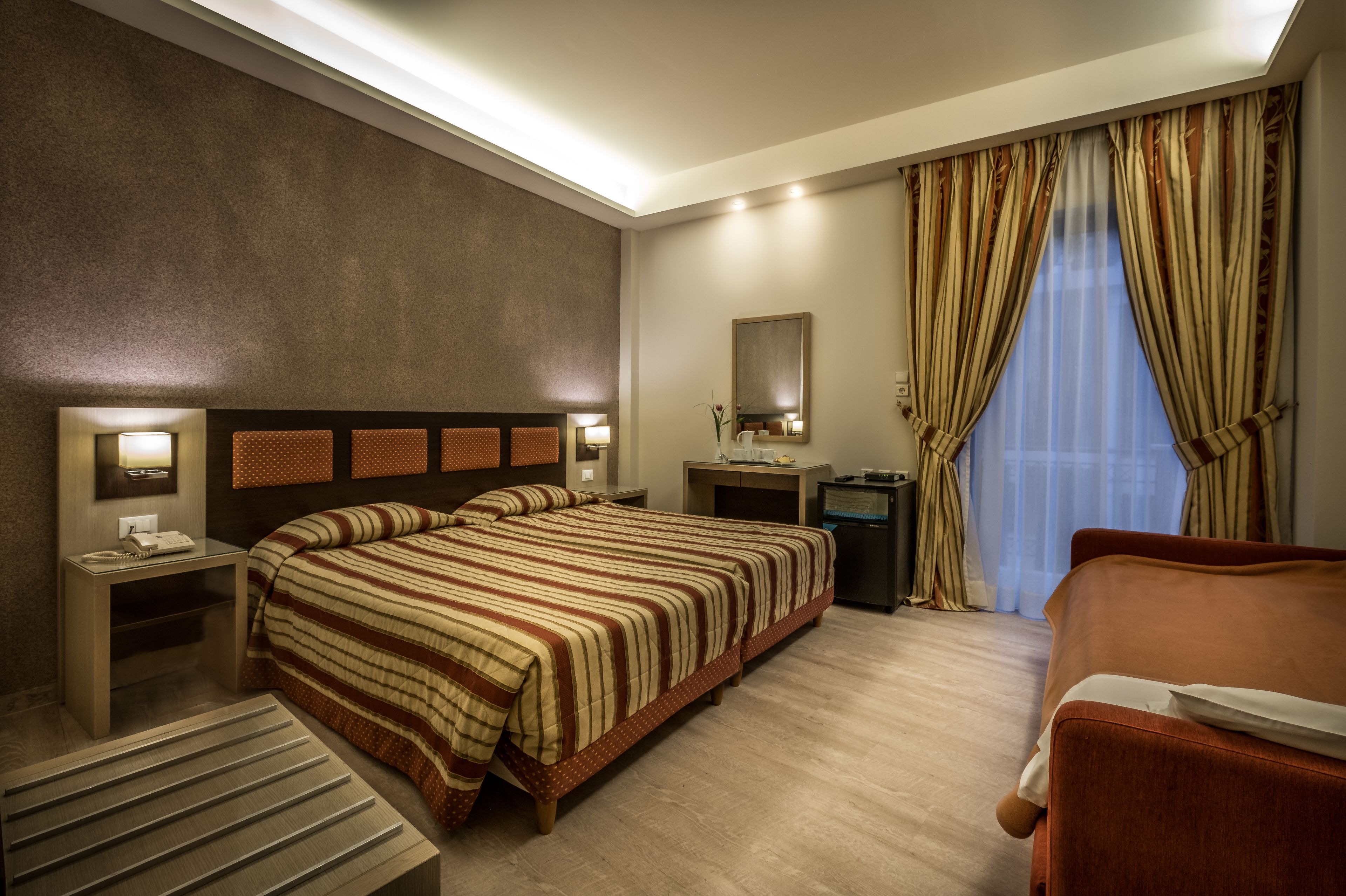 triple room | 1 bedroom, minibar, in-room safe, free wifi