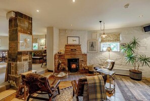 Interior - The Hightae Inn (Lockerbie)
