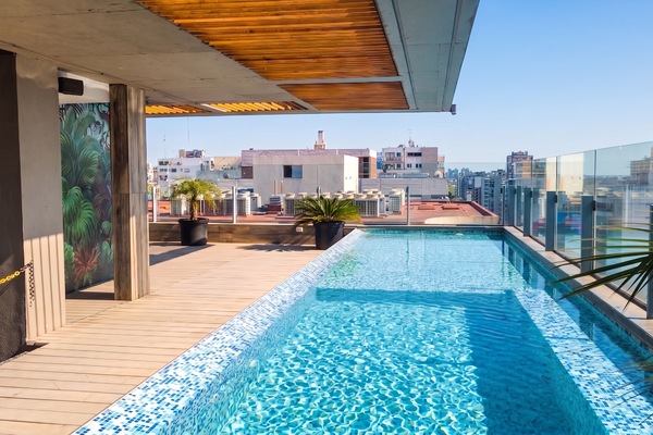 Seasonal outdoor pool