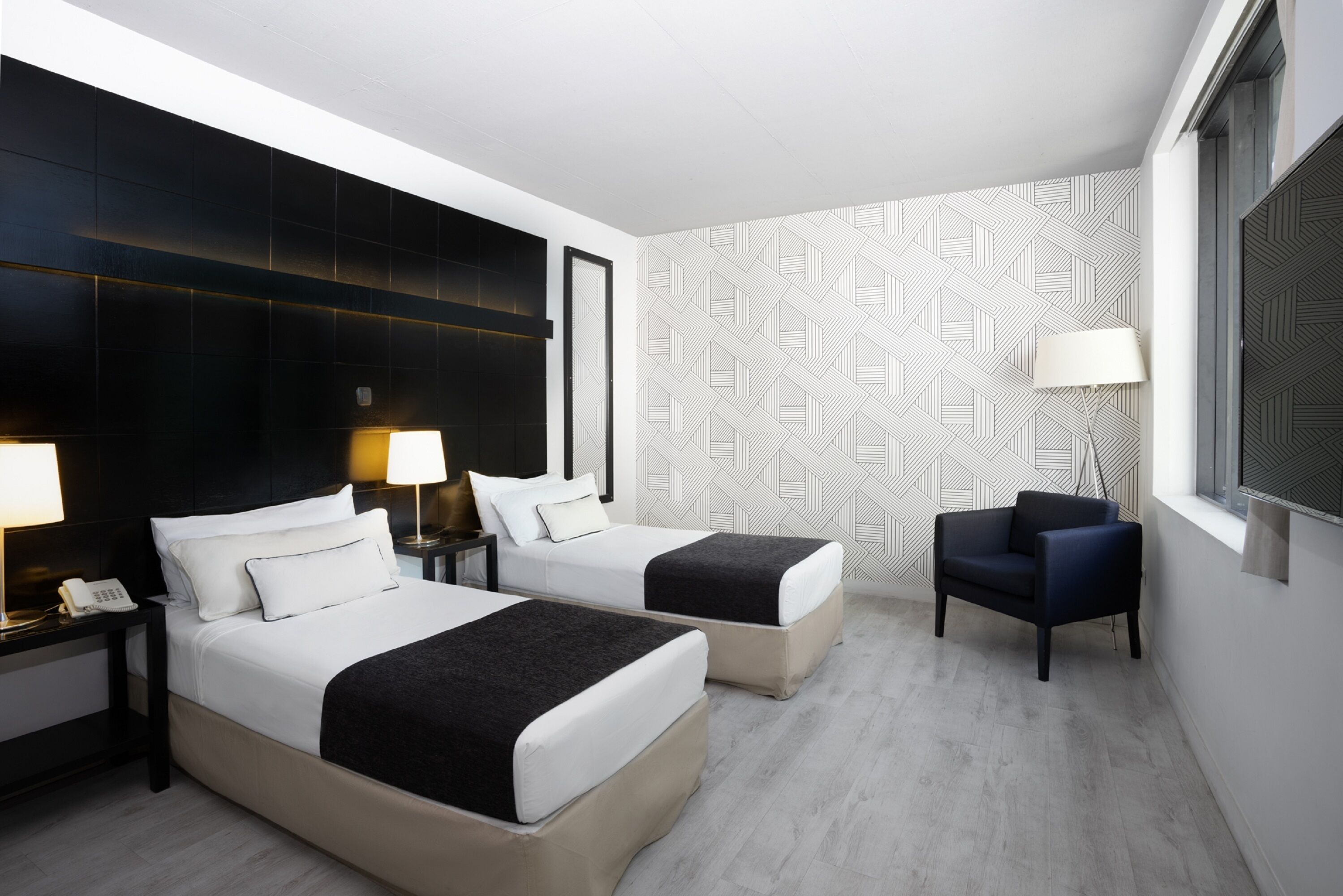 grand room | 1 bedroom, iron/ironing board, free wifi, bed sheets