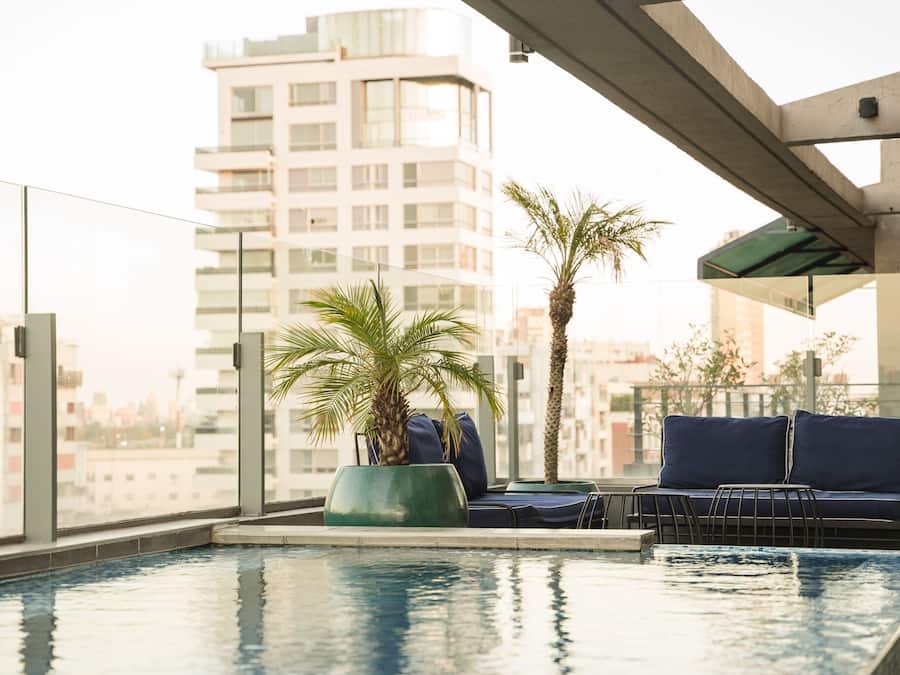 Piscina externa sazonal