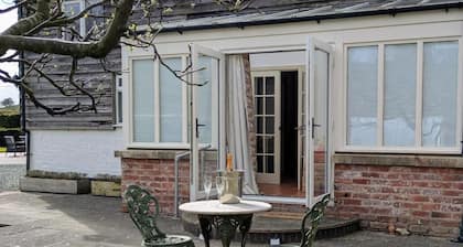 The Old Vicarage Dolfor