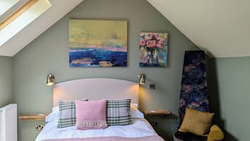 Double Room (Ystwyth) | Egyptian cotton sheets, individually decorated, individually furnished