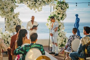 Terrace/patio - Almar LGBT Luxury Resort (Puerto Vallarta)