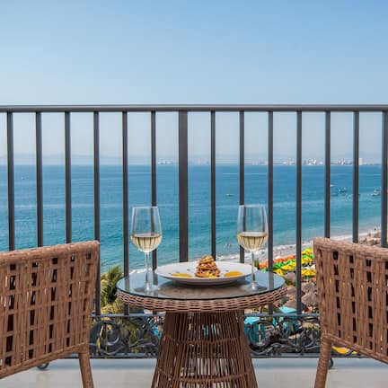 Almar Deluxe Suite Ocean View | View from room