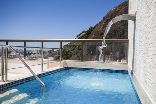 Hotel Atlântico Rio Budget