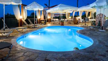 Outdoor pool, pool loungers