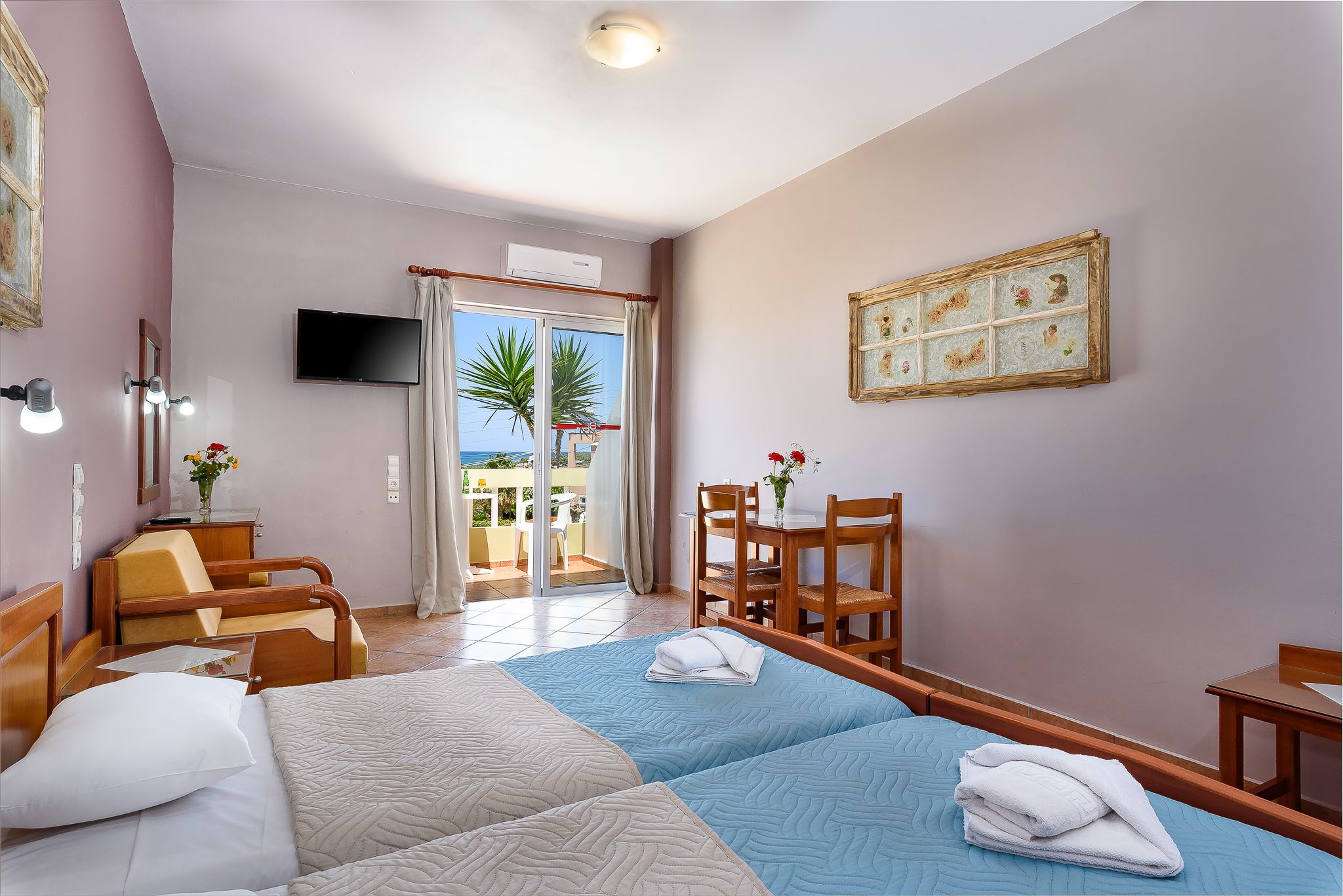 In-room safe, laptop workspace, soundproofing, free cribs/infant beds