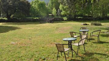 Grill-/Picknickplatz