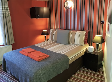 Decoración personalizada, muebles diferentes y escritorio