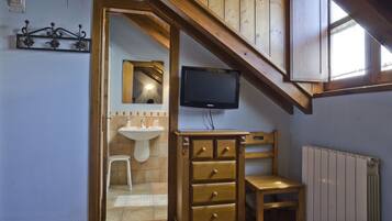 Phòng 2 giường đơn Tiêu chuẩn | Truy cập Internet không dây miễn phí, bộ trải giường