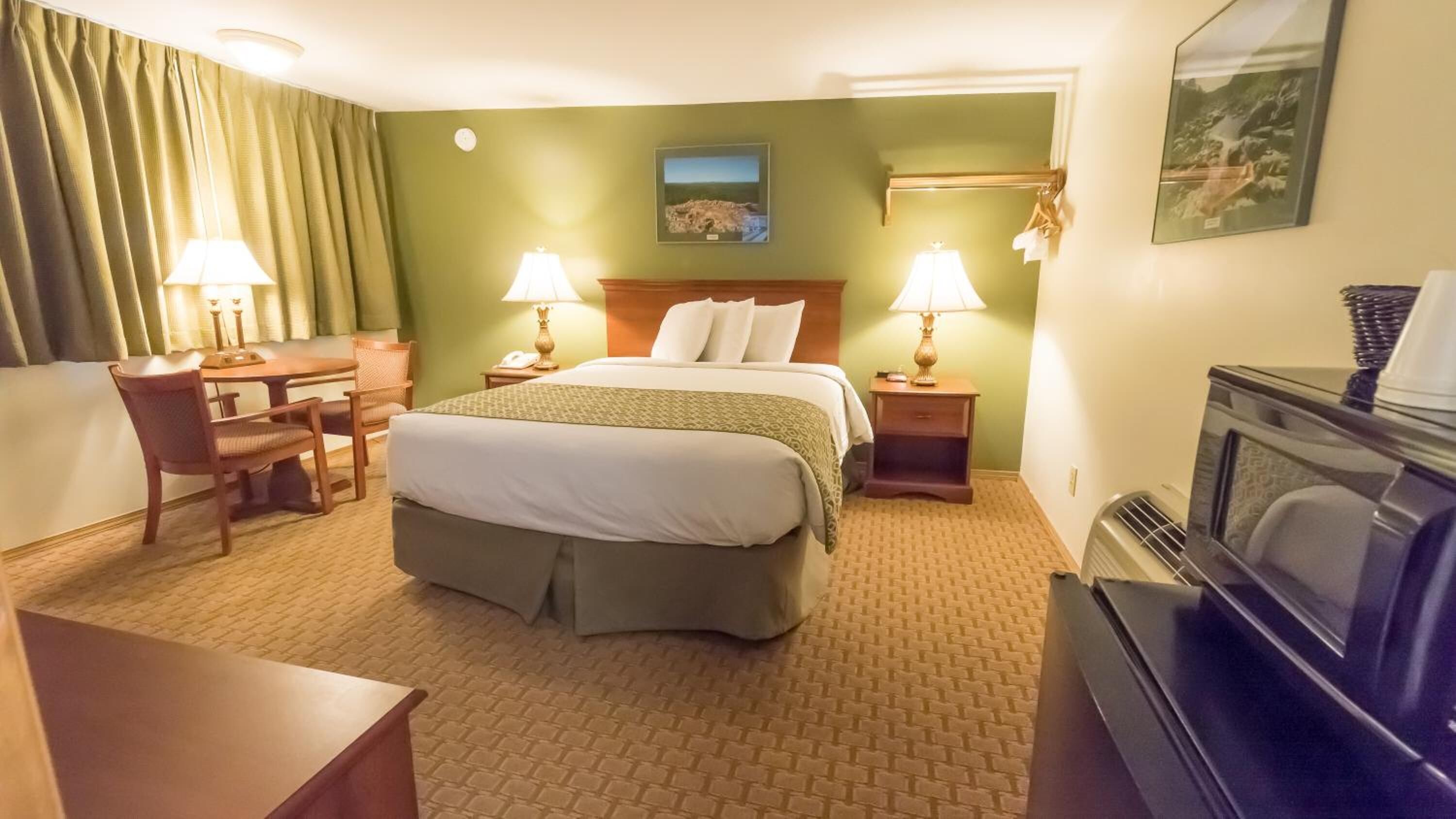 desk, blackout curtains, rollaway beds, free wifi