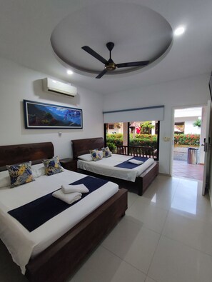 高級寢具、迷你吧、客房內保險箱、免費無線上網