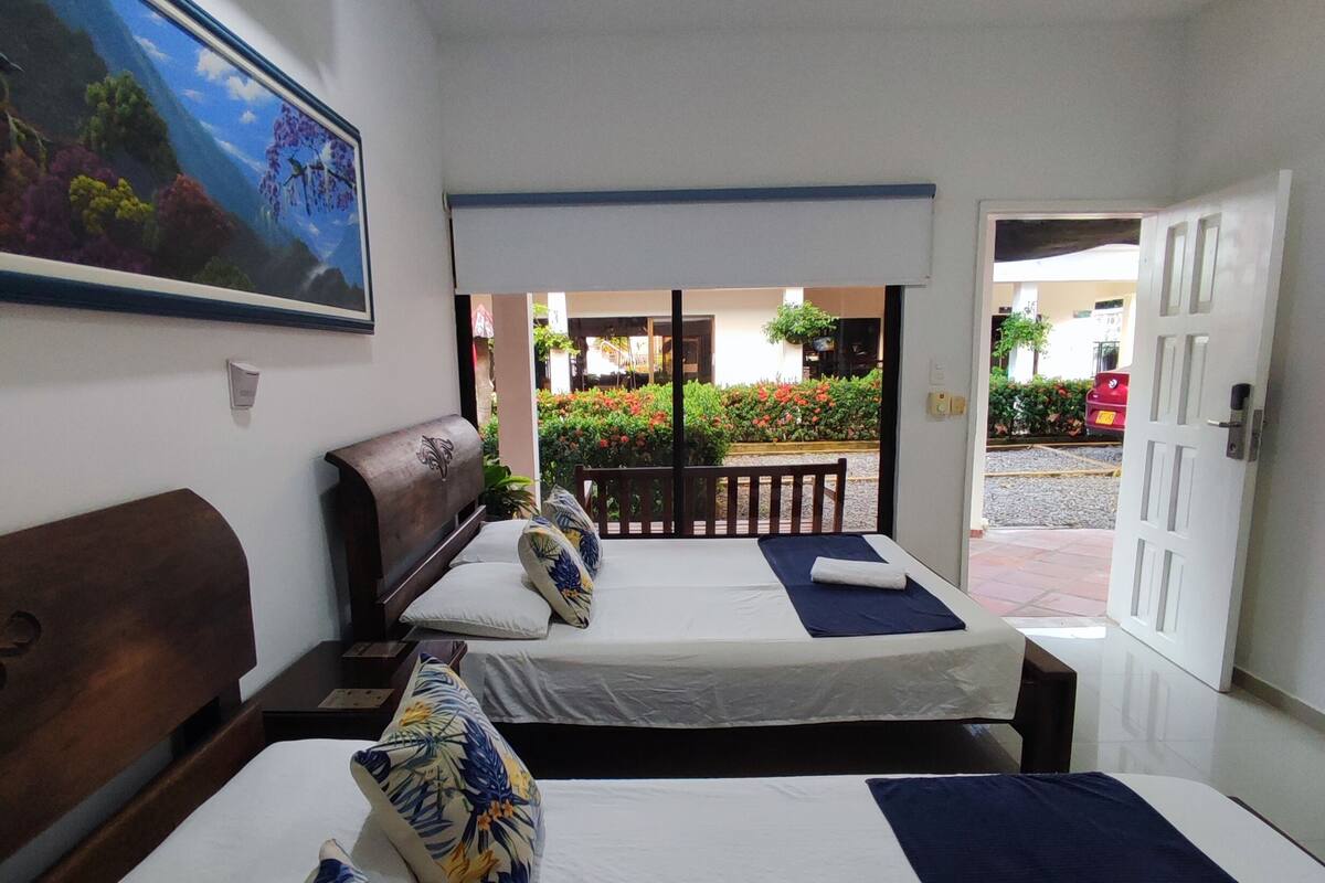 1 bedroom, premium bedding, minibar, in-room safe