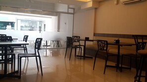 ロビー応接スペース