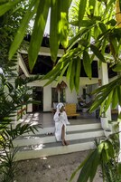 Standard Double Room Fan | Garden view