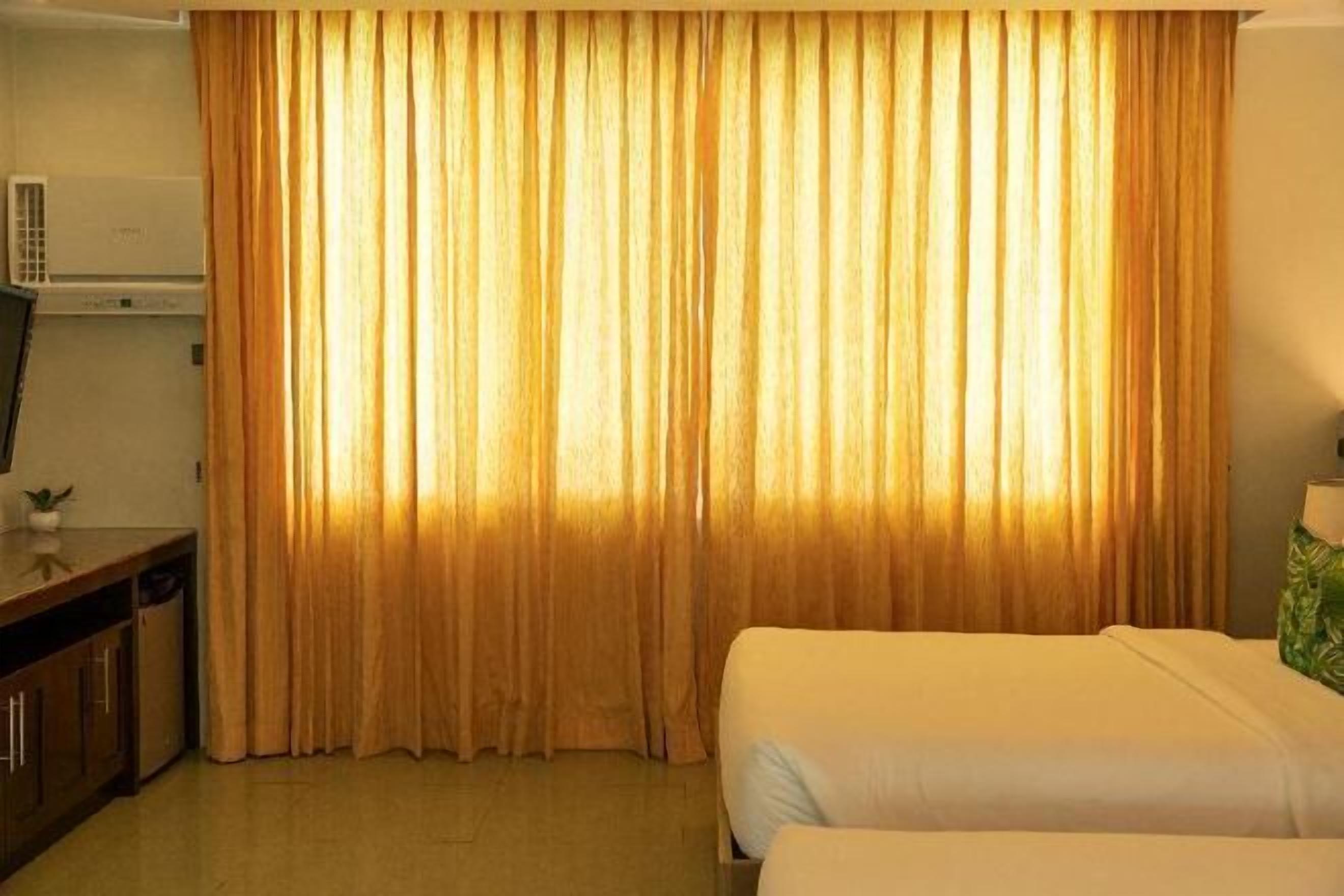 Minibar, kostenloses WLAN, Bettwäsche