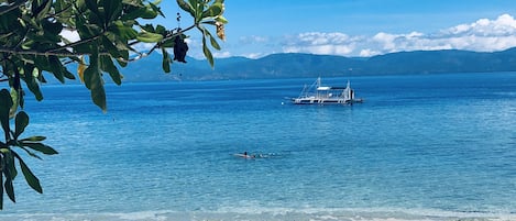 Di pantai